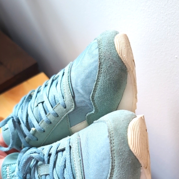 Reebok Women's Classic Harman Ripple Double Sneaker Chalk Green Slate - Picture 7 of 11